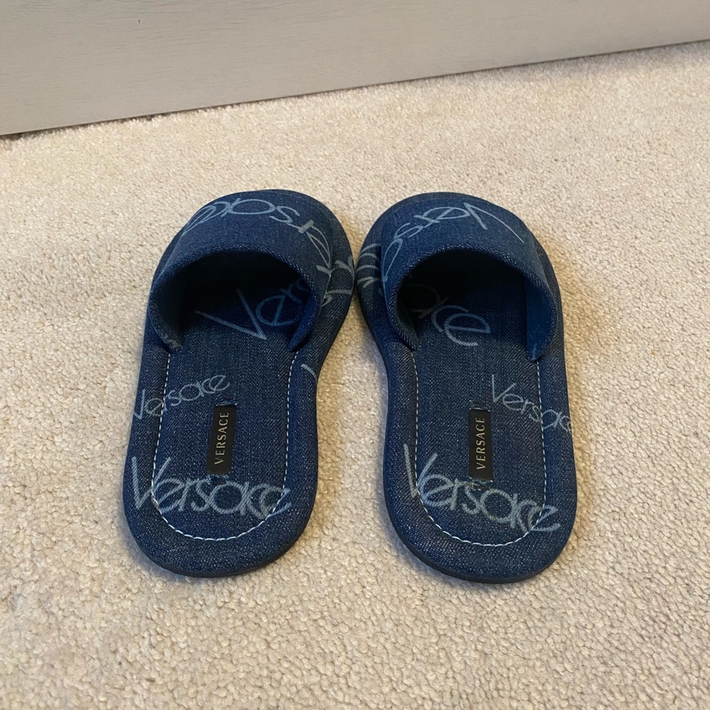 SOLD **BRAND NEW VERSACE SANDALS** - Picture 3 of 8